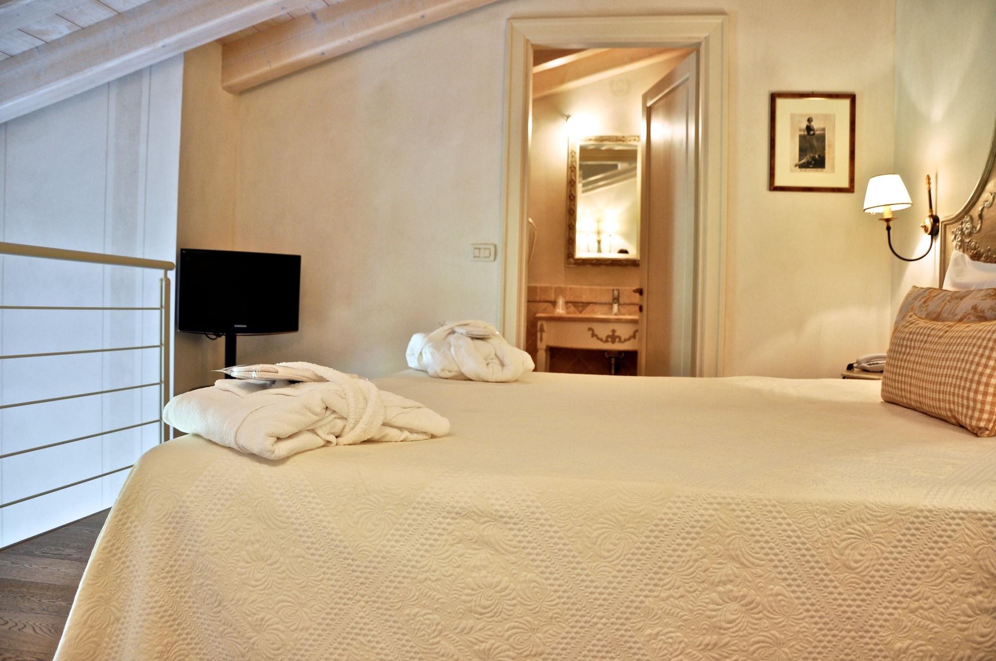 Chervò Golf Hotel Spa, Resort&Apartment San Vigilio Pozzolengo Exterior foto
