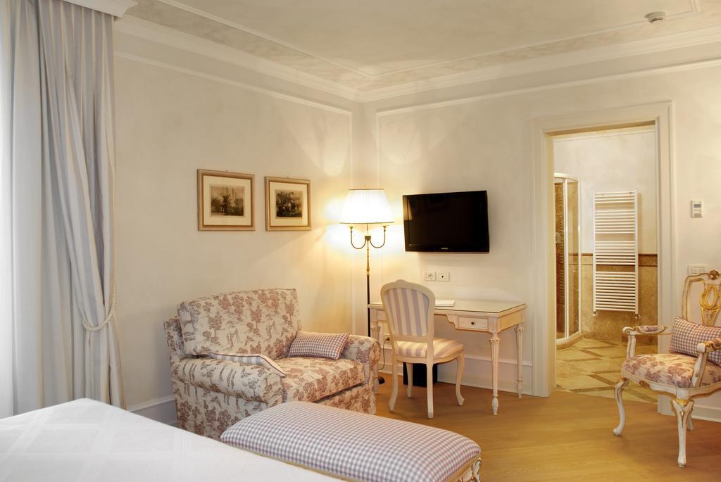 Chervò Golf Hotel Spa, Resort&Apartment San Vigilio Pozzolengo Exterior foto
